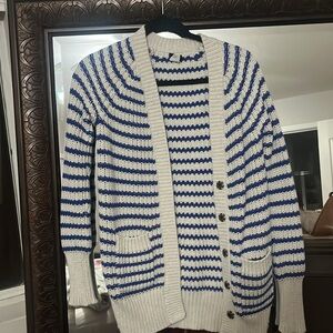 J. Crew Women's Cream and Blue Sweater